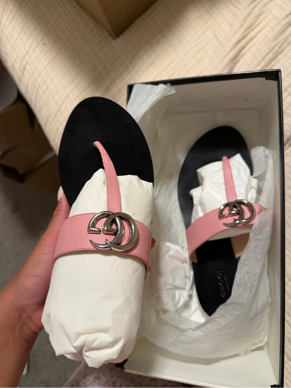 Gucci Pink Leather Thong Sandals with Silver Double G Logo